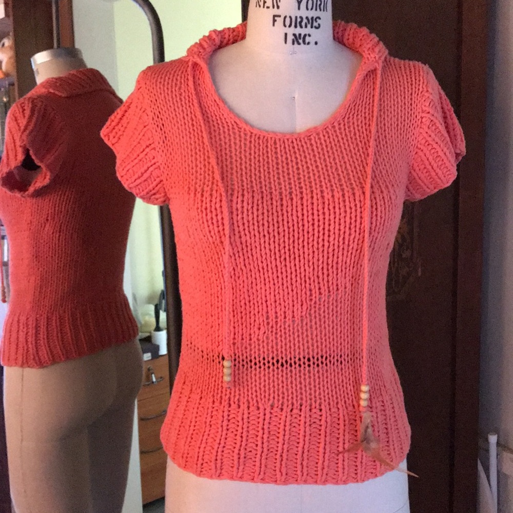 La ROK Light Orange Knit Top. Cap Sleeve. XS. Never Worn 🧡